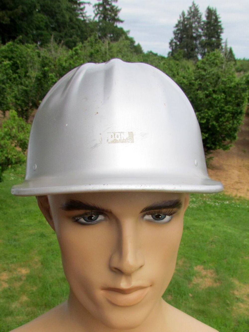 HARD HAT, ALUMINUM McDONALD T ADJUSTABLE CAP-STANDARD USA MINE SAFETY APPLIANCES